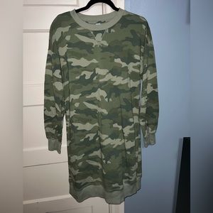 Old Navy T-Shirt camo dress